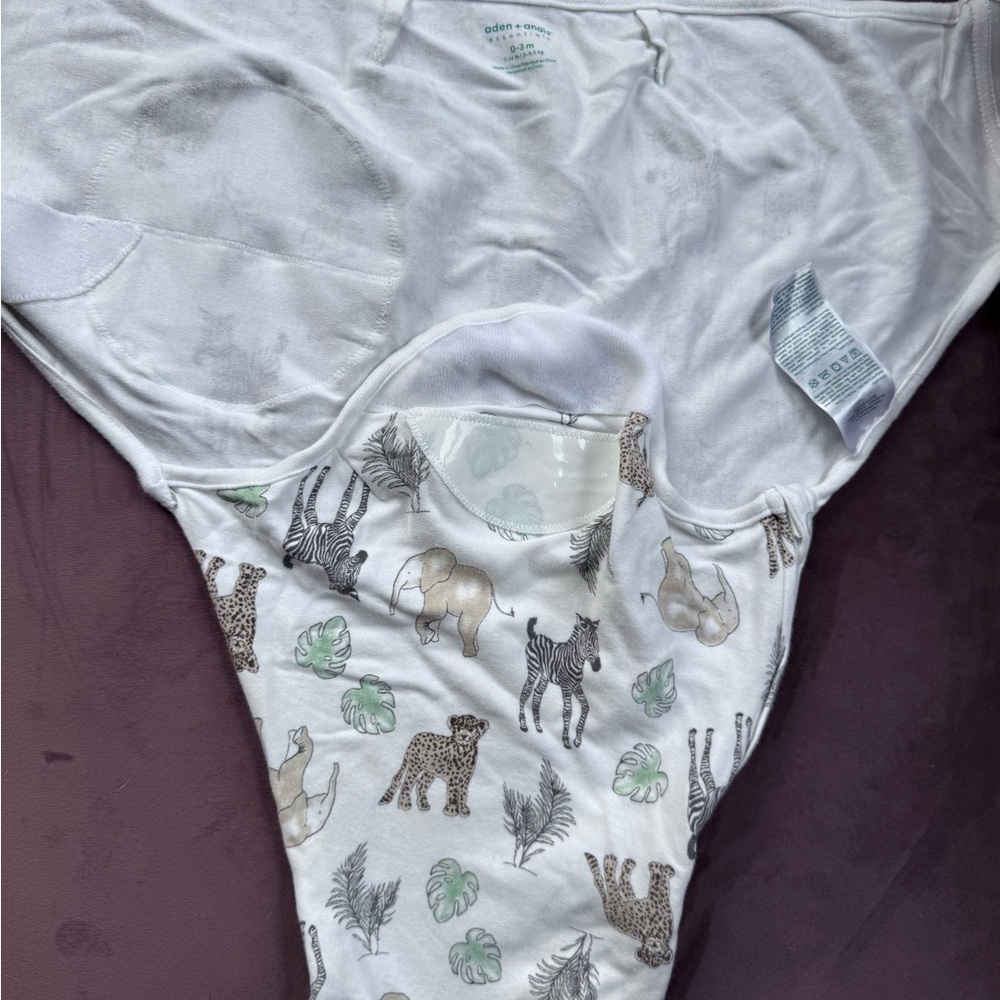 aden + anais essentials swaddle • 0-3m (NWOT) - Picture 5 of 5